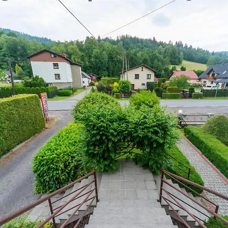 Goscinne Perla Brenna