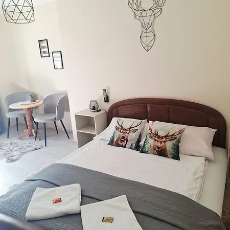 Goscinne Perla Bed & Breakfast 3*